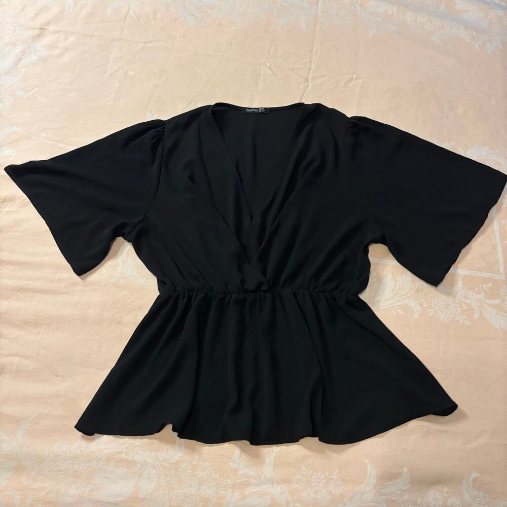 Boohoo Black Flowy Top